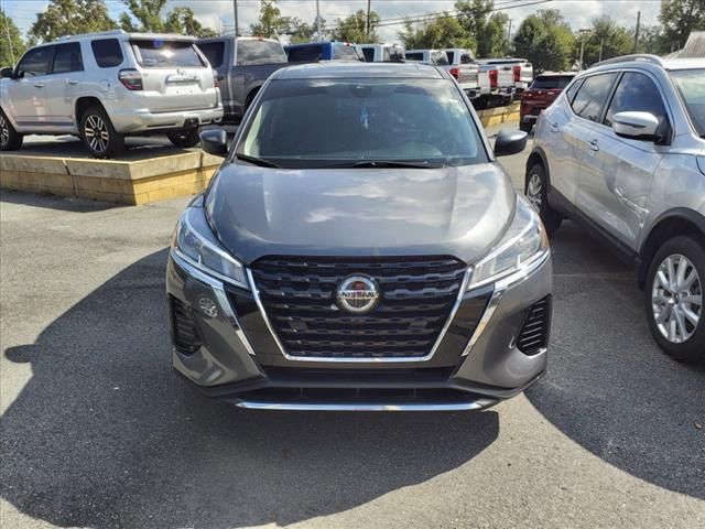 2021 Nissan Kicks S