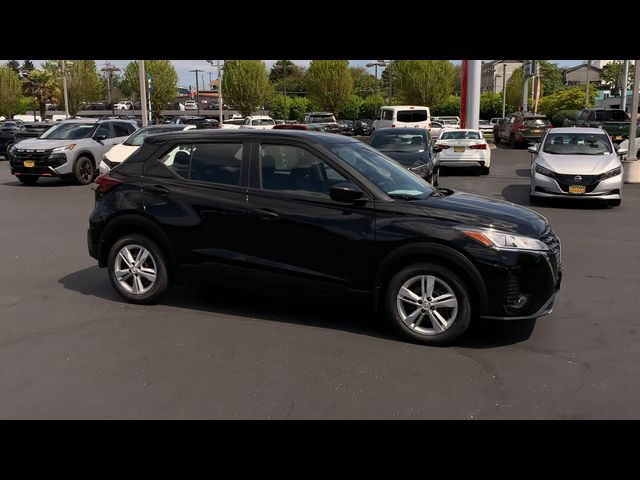 2021 Nissan Kicks S