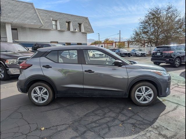 2021 Nissan Kicks S