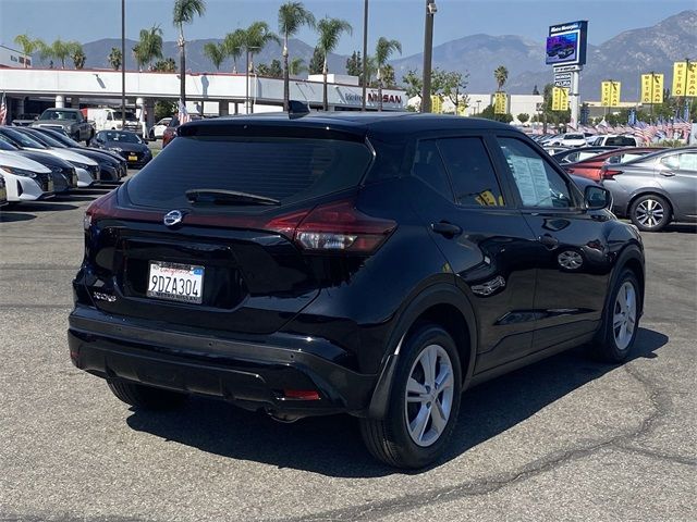 2021 Nissan Kicks S