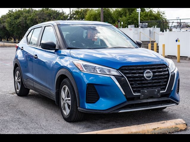 2021 Nissan Kicks S