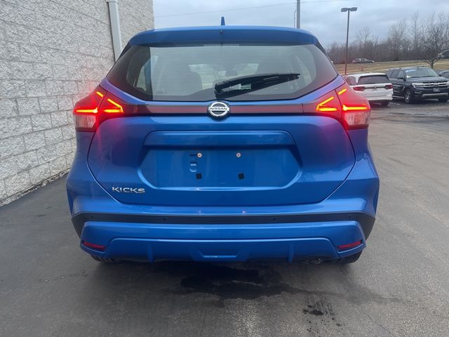 2021 Nissan Kicks S