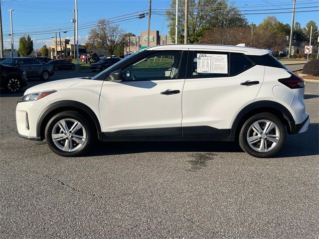 2021 Nissan Kicks S