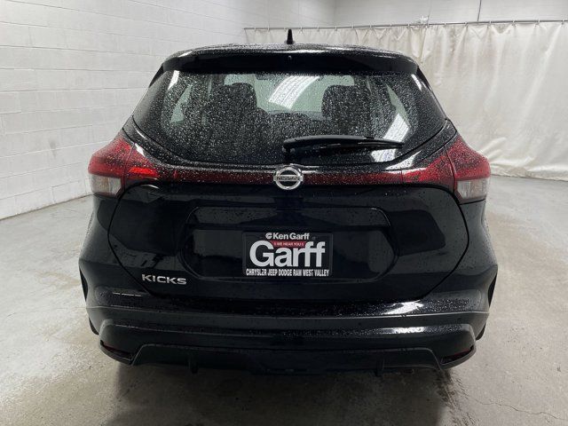 2021 Nissan Kicks S