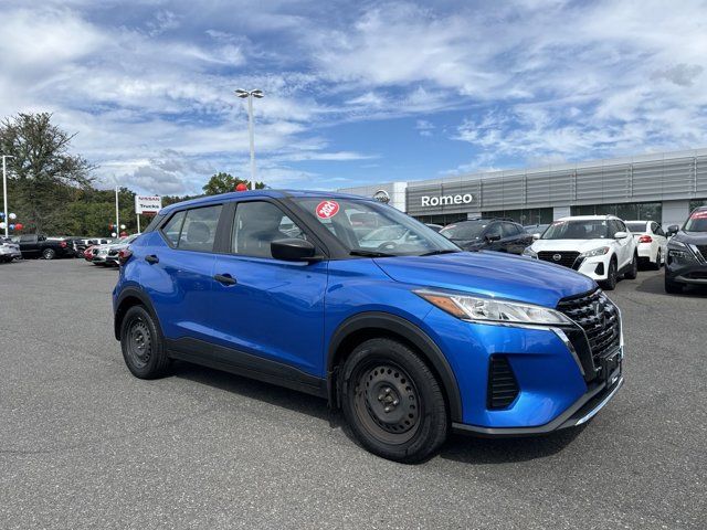 2021 Nissan Kicks S