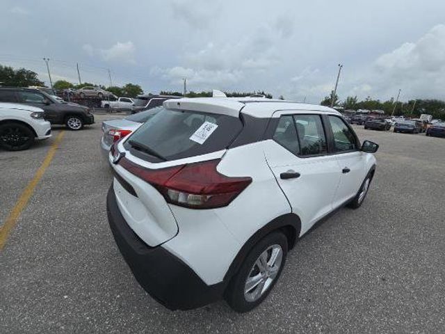 2021 Nissan Kicks S