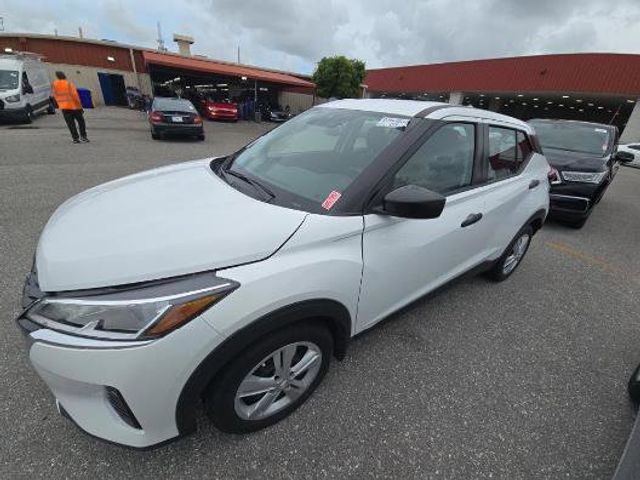 2021 Nissan Kicks S