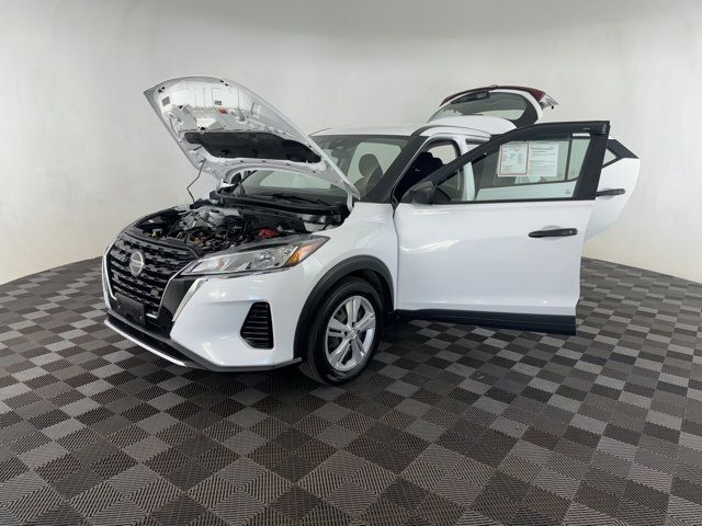 2021 Nissan Kicks S