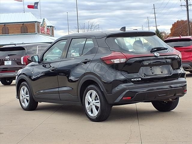 2021 Nissan Kicks S