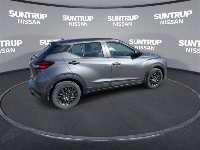 2021 Nissan Kicks S