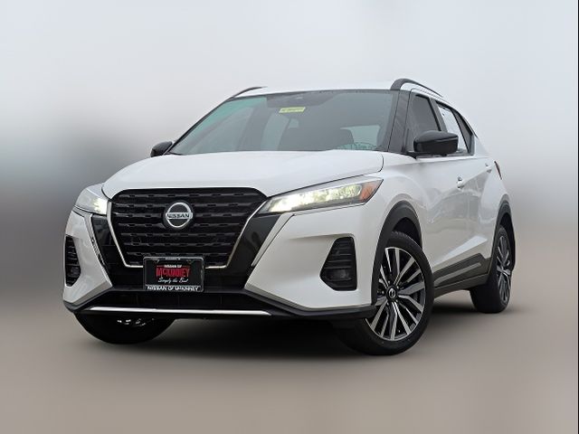 2021 Nissan Kicks SR