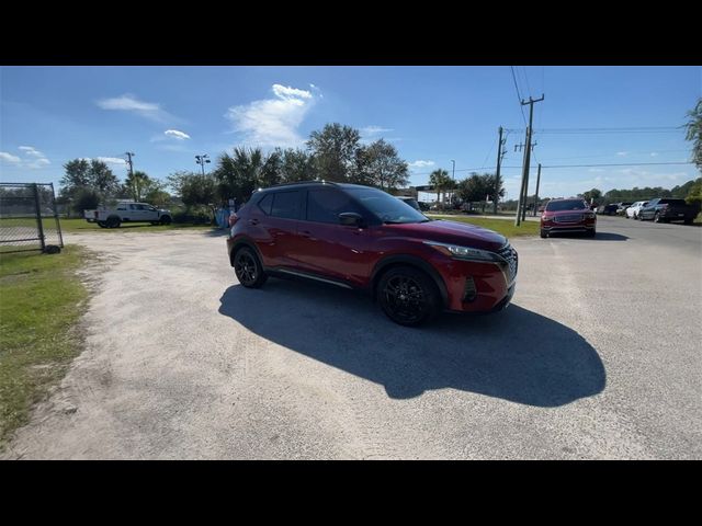 2021 Nissan Kicks SR