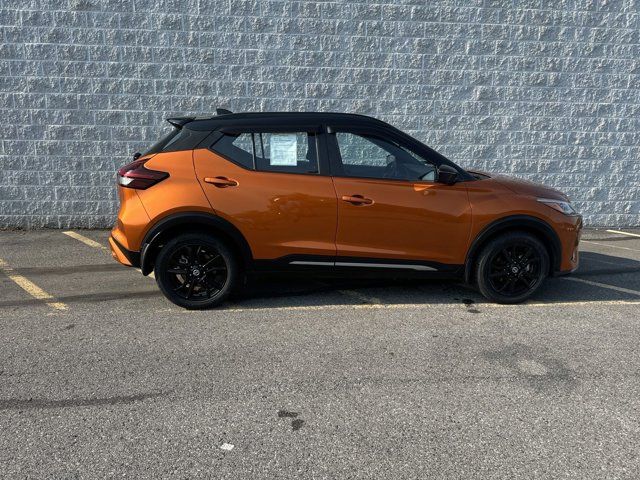 2021 Nissan Kicks SR