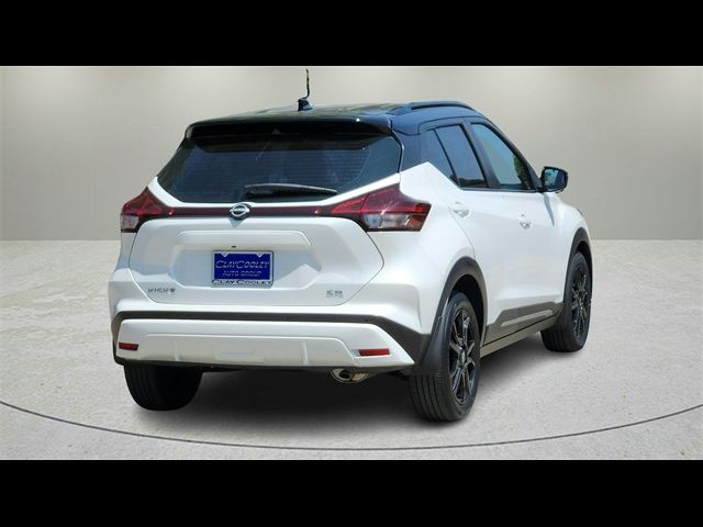 2021 Nissan Kicks SR