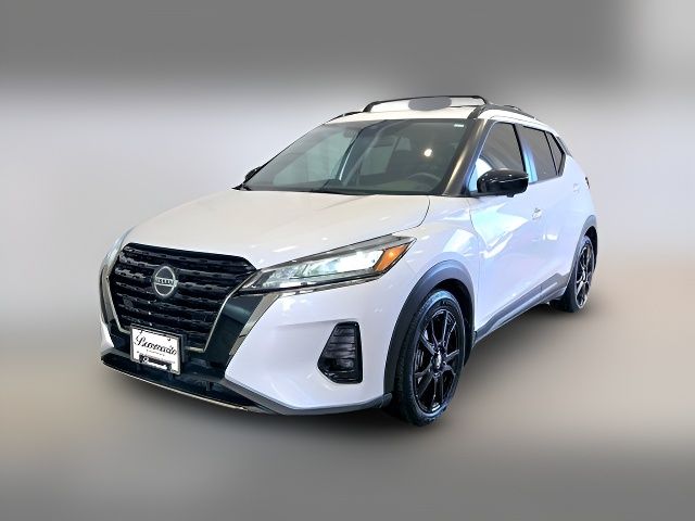 2021 Nissan Kicks SR