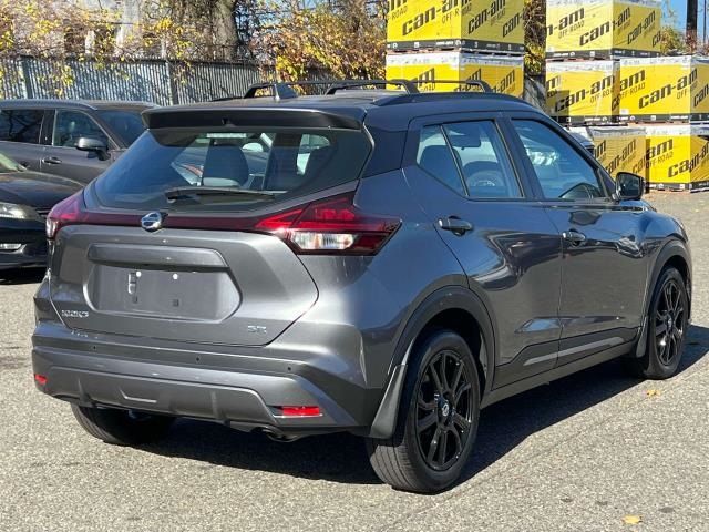 2021 Nissan Kicks SR