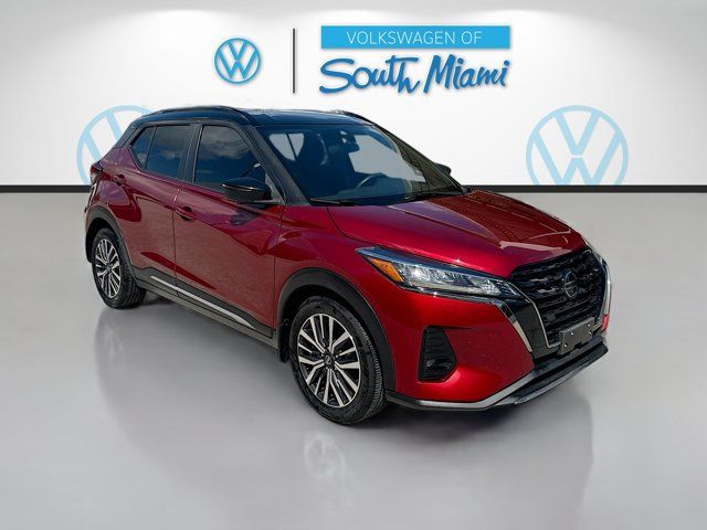 2021 Nissan Kicks SR
