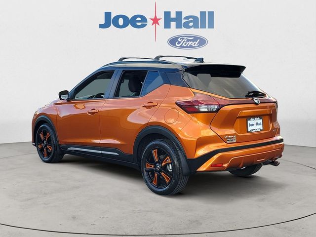 2021 Nissan Kicks SR