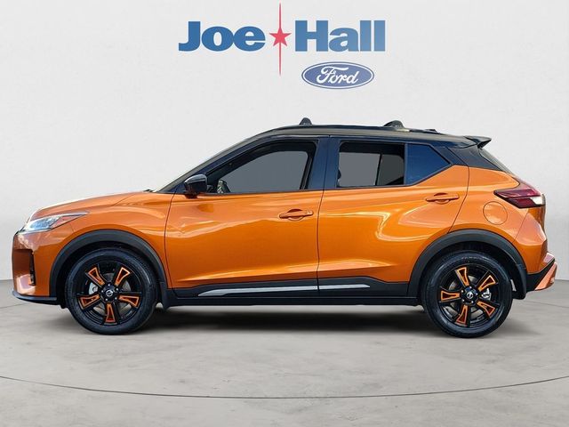 2021 Nissan Kicks SR