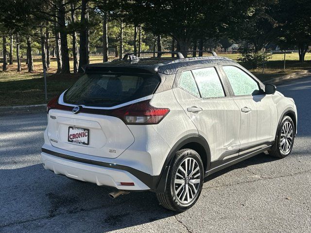 2021 Nissan Kicks SR