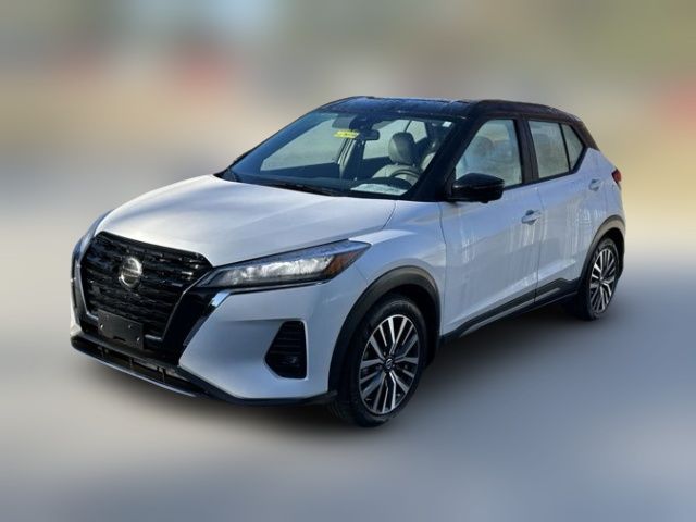 2021 Nissan Kicks SR