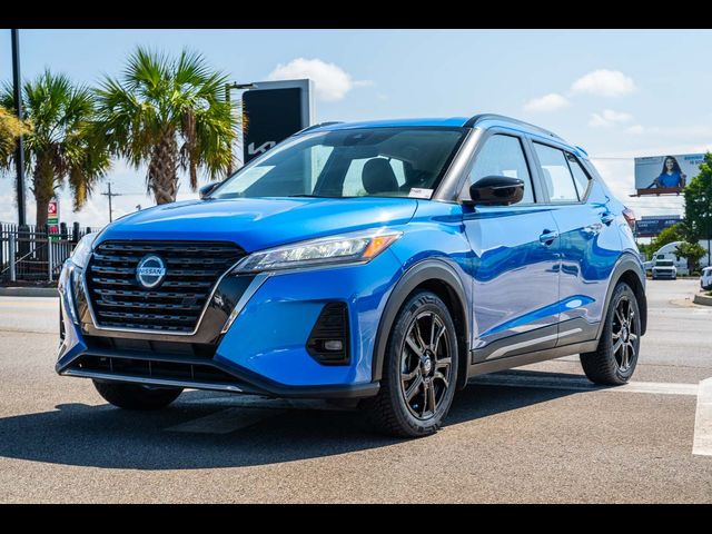2021 Nissan Kicks SR