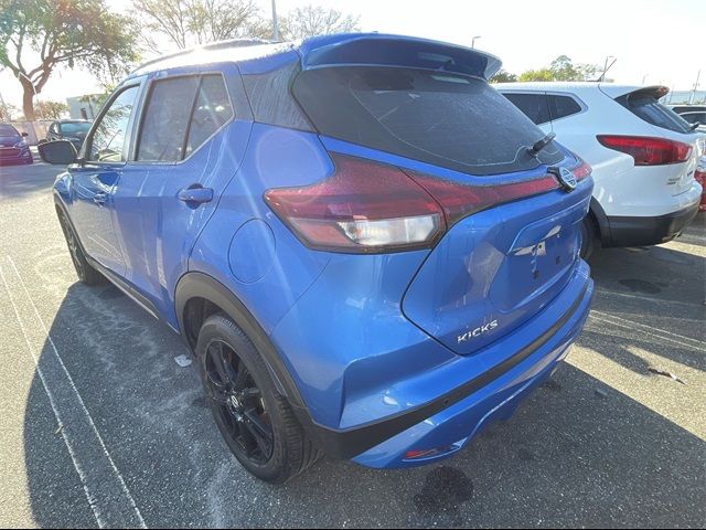 2021 Nissan Kicks SR