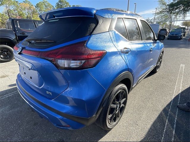 2021 Nissan Kicks SR