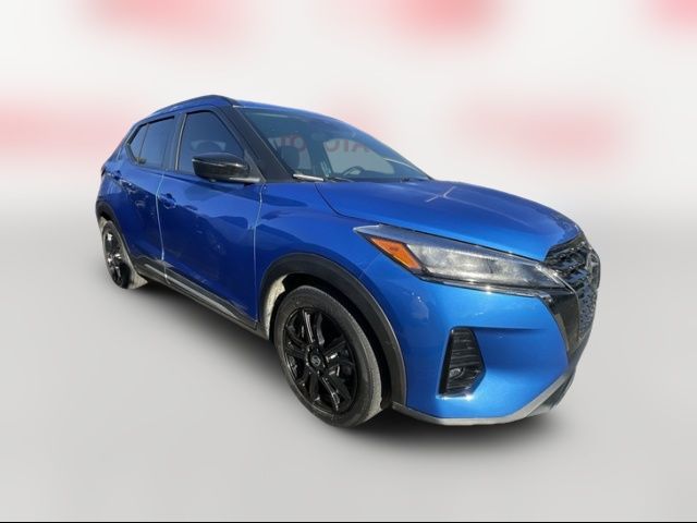 2021 Nissan Kicks SR
