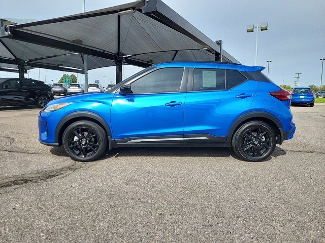 2021 Nissan Kicks SR