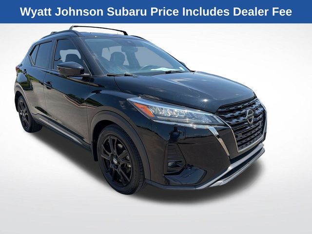 2021 Nissan Kicks SR
