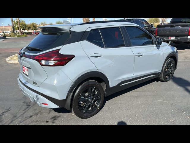 2021 Nissan Kicks SR