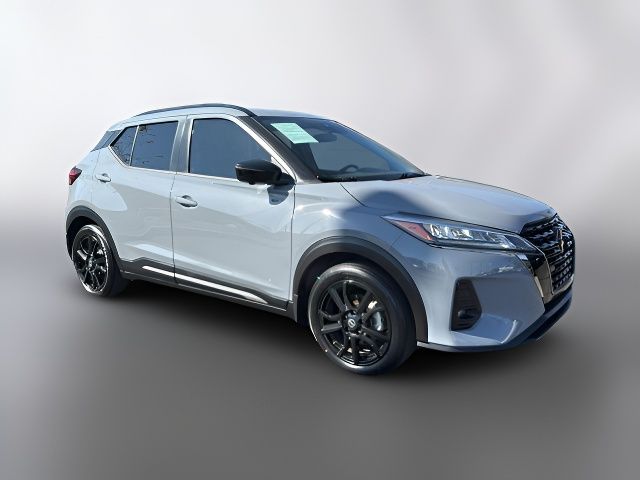 2021 Nissan Kicks SR