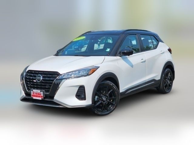 2021 Nissan Kicks SR