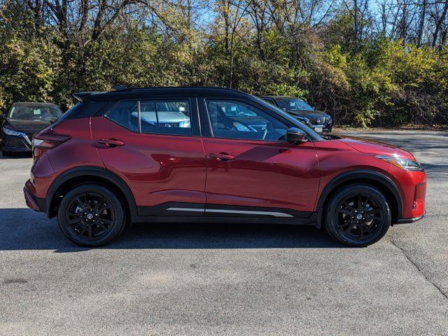 2021 Nissan Kicks SR