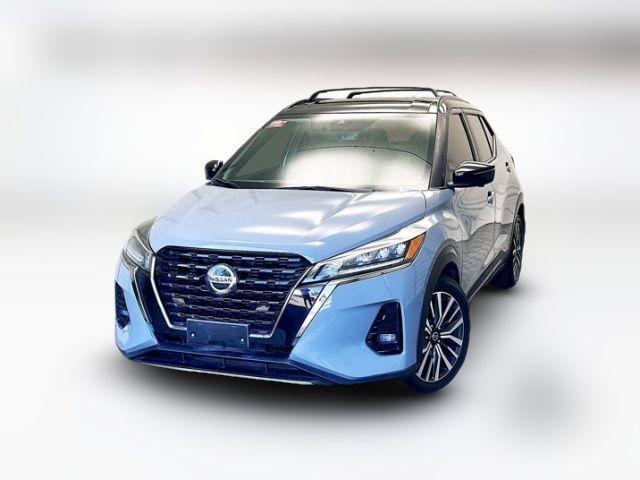 2021 Nissan Kicks SR