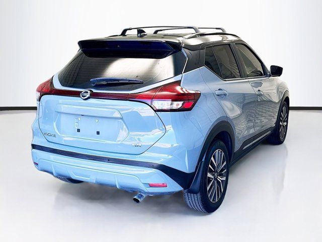 2021 Nissan Kicks SR