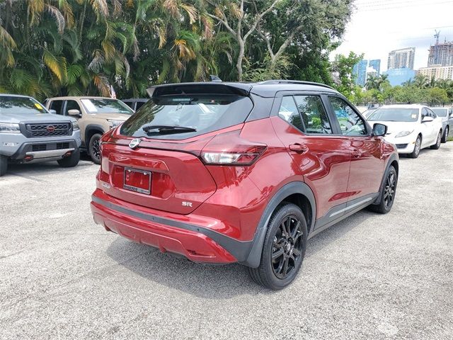 2021 Nissan Kicks SR