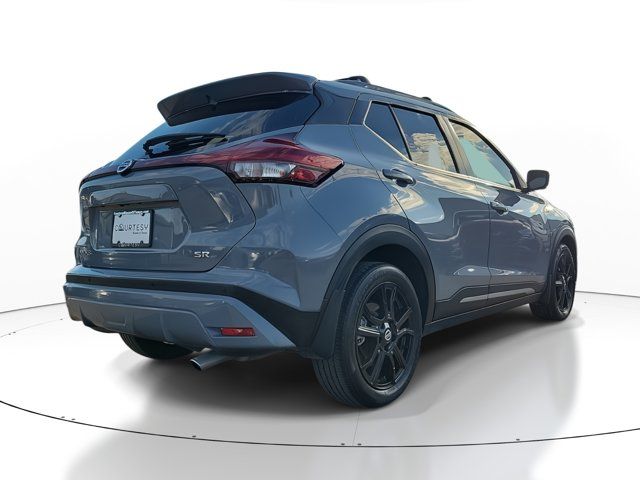 2021 Nissan Kicks SR