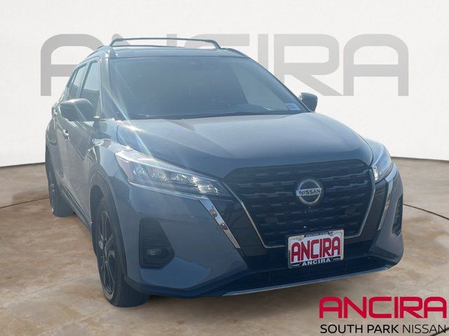 2021 Nissan Kicks SR