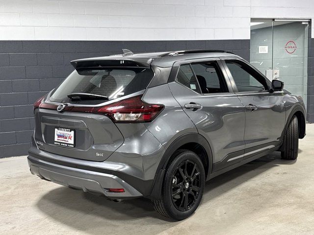 2021 Nissan Kicks SR