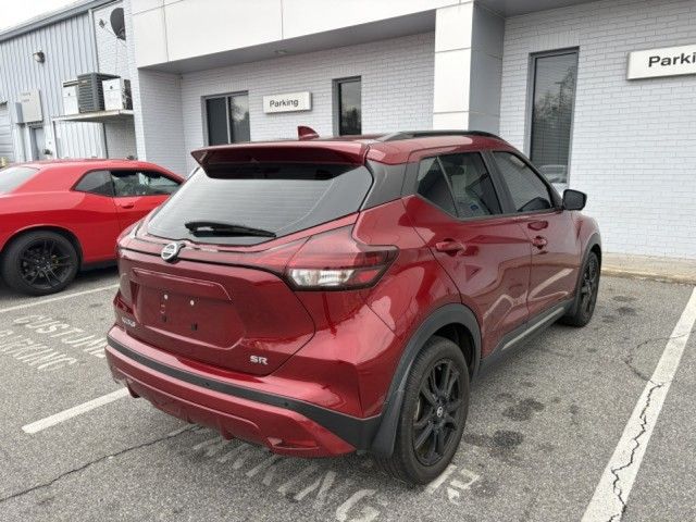 2021 Nissan Kicks SR