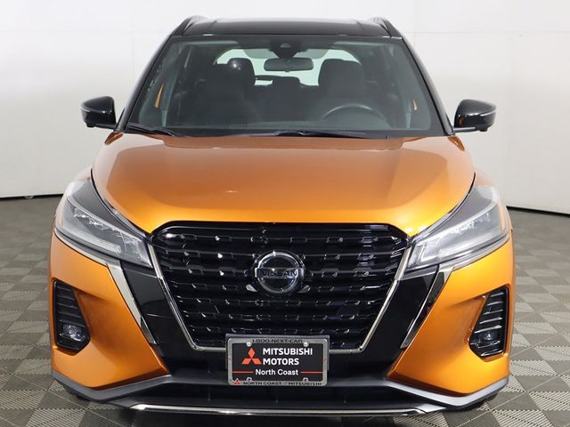 2021 Nissan Kicks SR