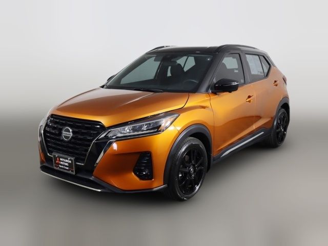 2021 Nissan Kicks SR