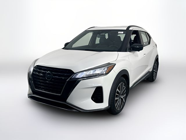 2021 Nissan Kicks SR