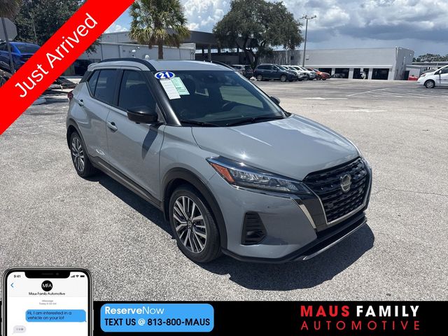 2021 Nissan Kicks SR