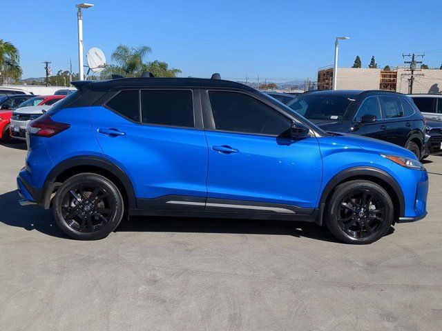 2021 Nissan Kicks SR