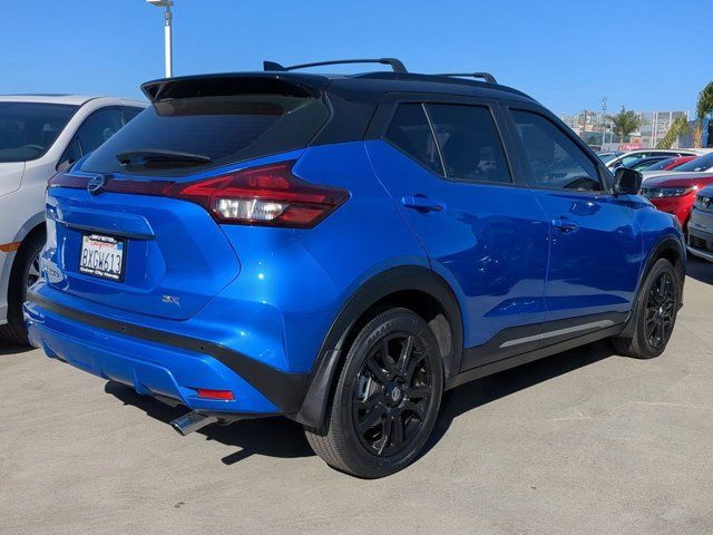 2021 Nissan Kicks SR