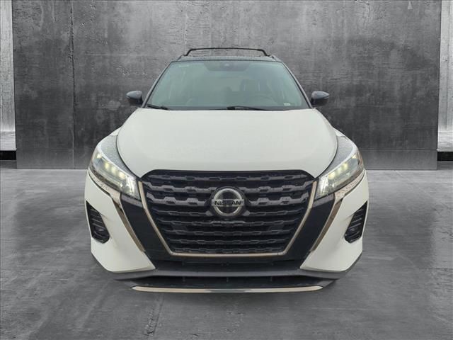 2021 Nissan Kicks SR