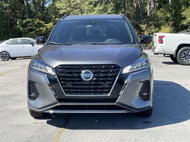 2021 Nissan Kicks SR